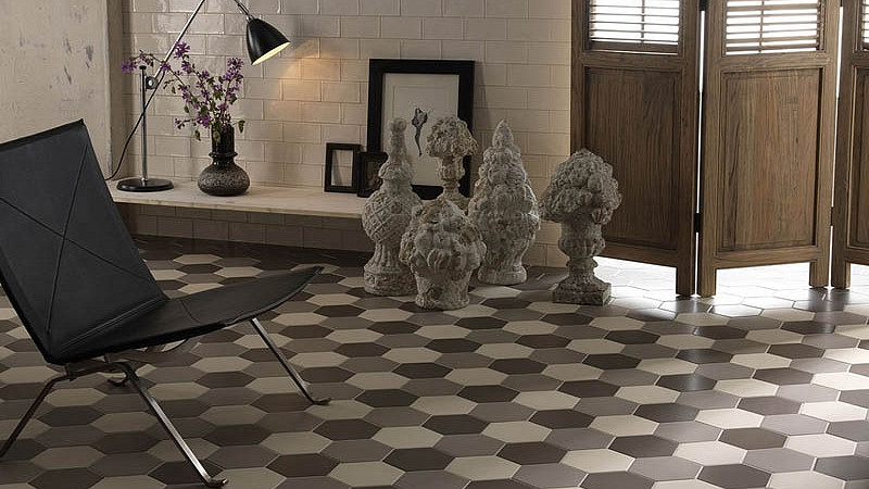 Hexatile