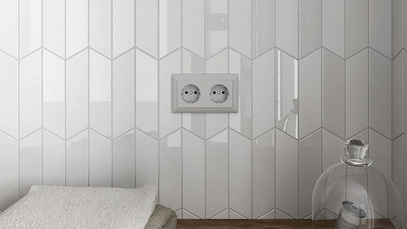 Chevron wall